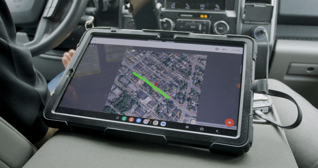 survey-outdoor-scan-in-truck_01